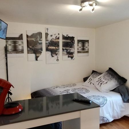 Studio 10 Avec Wifi Limoges Exterior photo