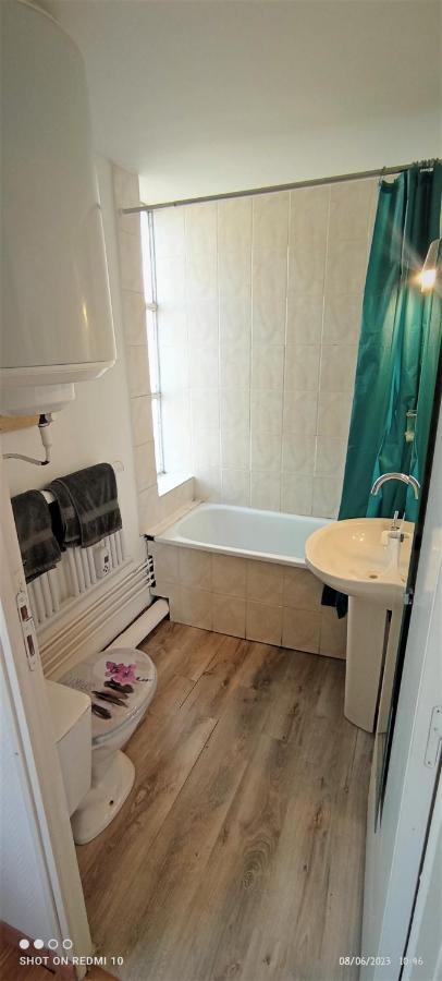 Studio 10 Avec Wifi Limoges Exterior photo
